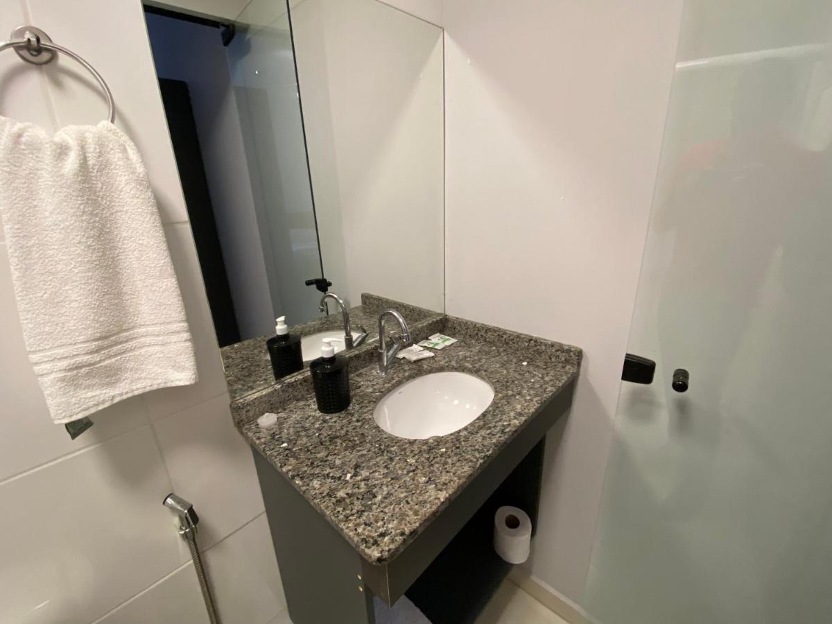 Hotel Smart Можи-Мирин Экстерьер фото