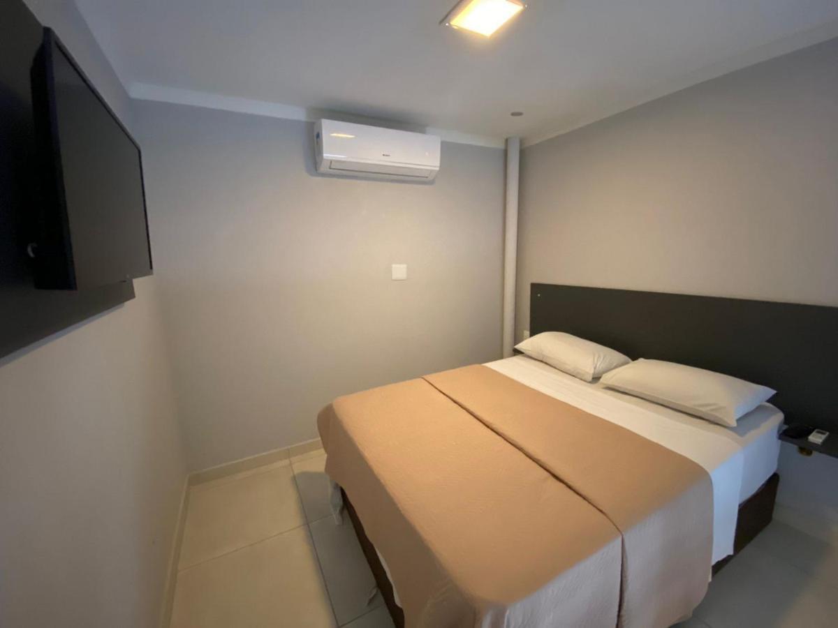 Hotel Smart Можи-Мирин Экстерьер фото